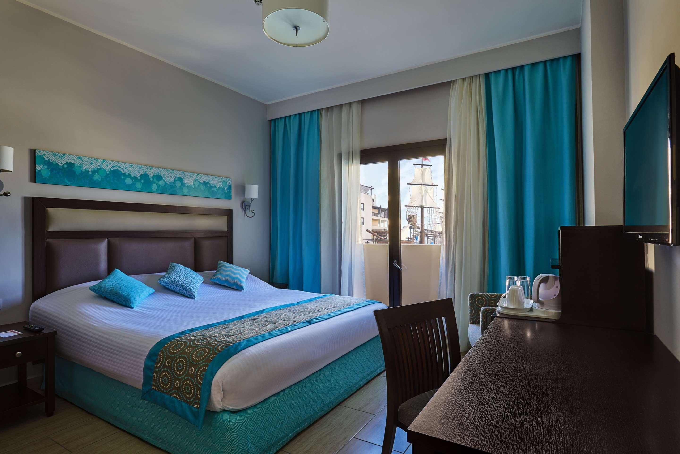 Steigenberger Aqua Magic, All Inclusive Hurgada Dış mekan fotoğraf A room at the hotel
