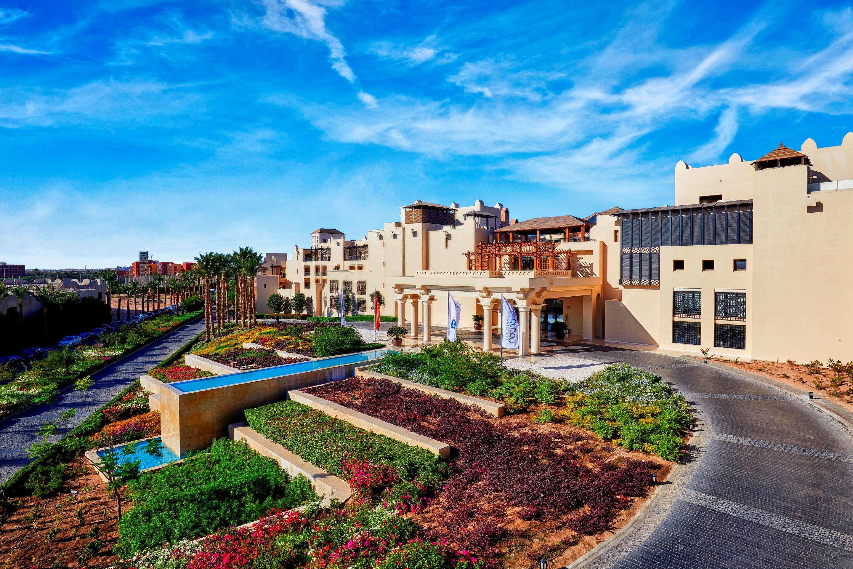 Steigenberger Aqua Magic, All Inclusive Hurgada Dış mekan fotoğraf The Westin Desert Resort Marina